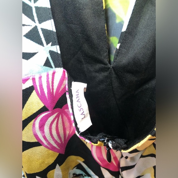 Colorful Halter Neck Dress - Picture 14 of 16